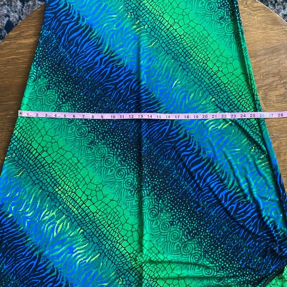 Jostar Vivid Animal Print Dress - Picture 6 of 9